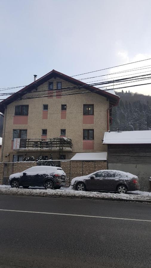 Casa Ryana Sinaia Hotell Eksteriør bilde